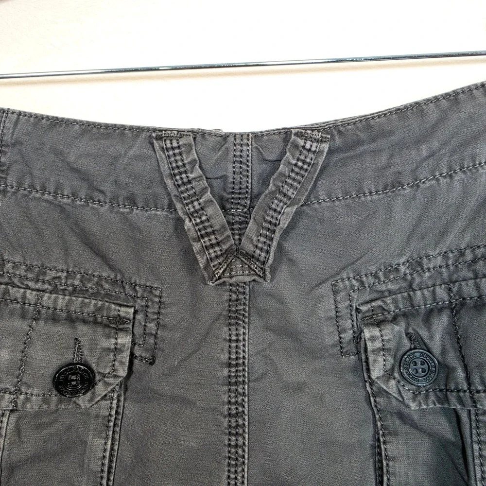 Buckle Black Cargo Shorts Mens 36 Gray Athletic Fit Utility Y2K Streetwear